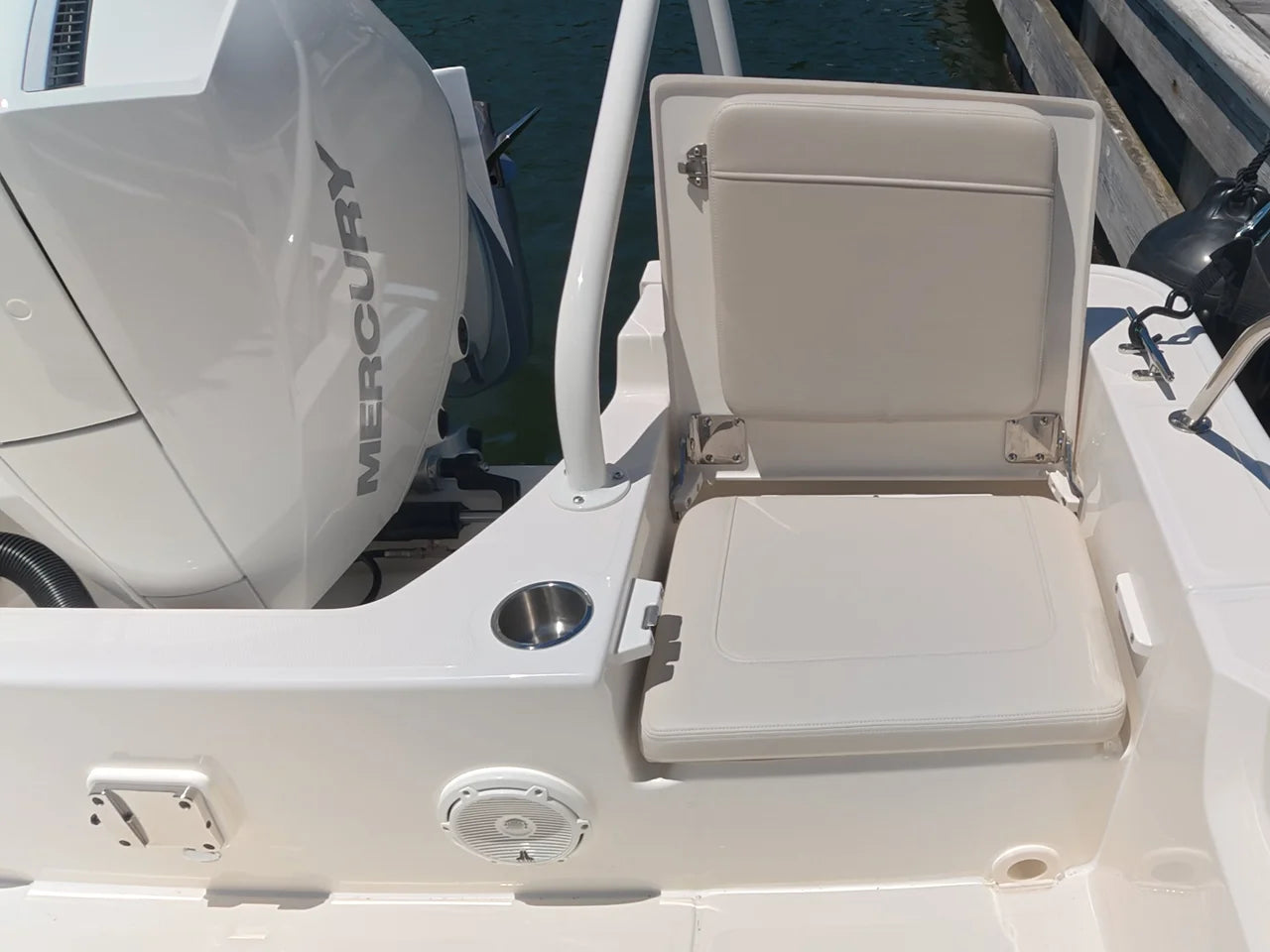 2026 Boston Whaler 210 Montauk 21.0 feet, Huntington, NY #9