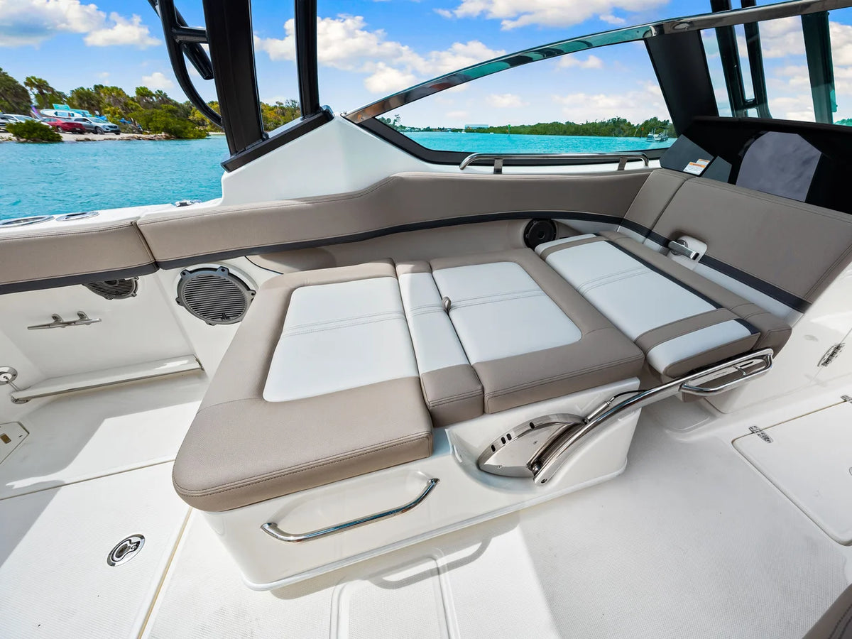 2026 Boston Whaler 240 Vantage 24.0 feet, Venice, Florida #11