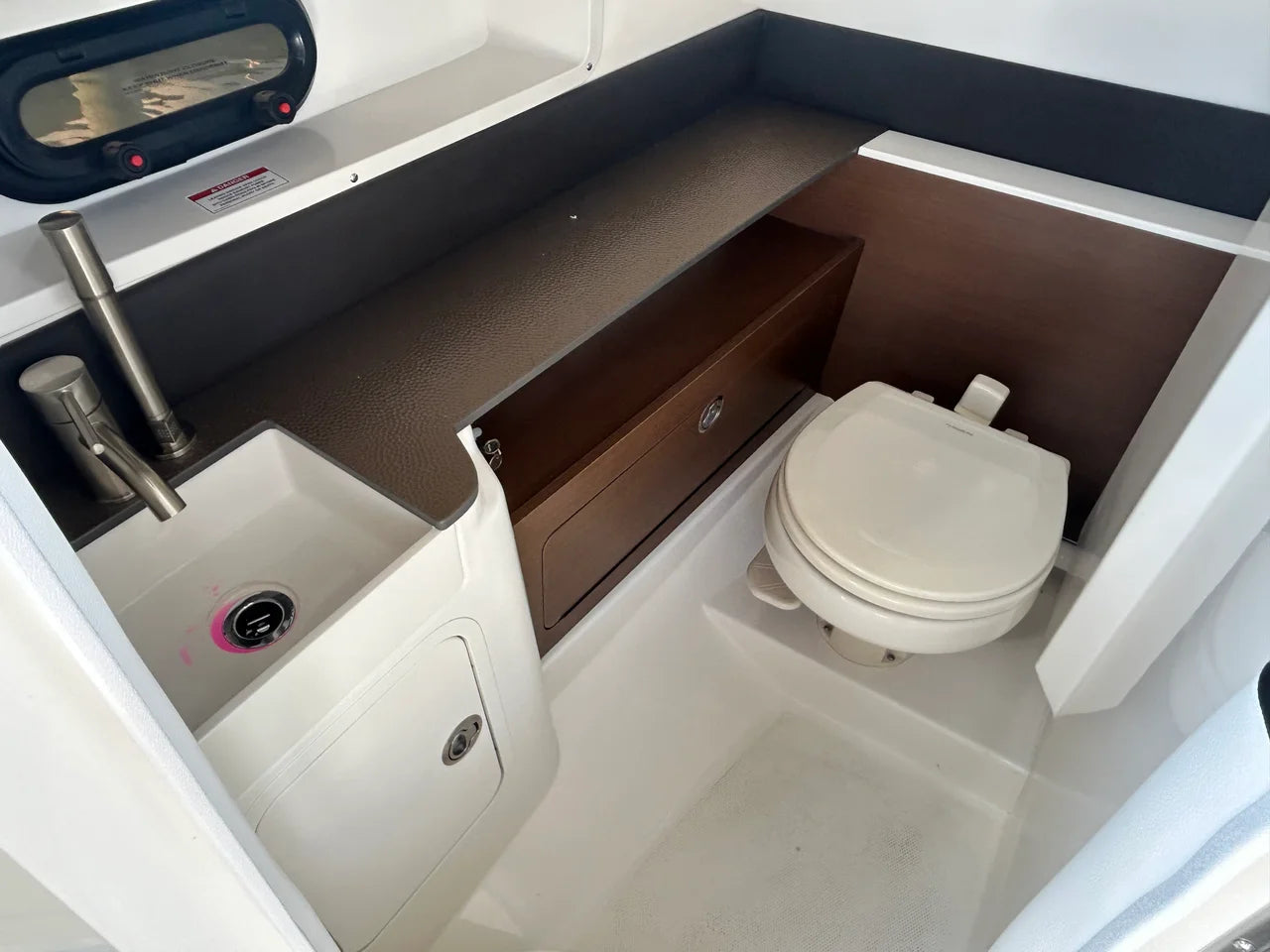 2026 Sea Ray SDX 290 Outboard 29.0 feet, Grasonville, MD #36