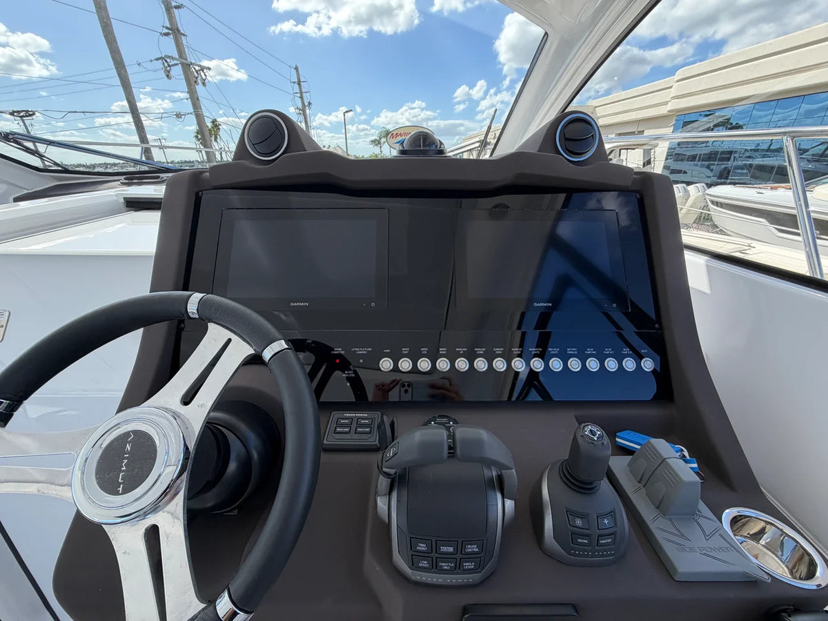 2027 Azimut A45 45.0 feet, Stuart, Florida #43