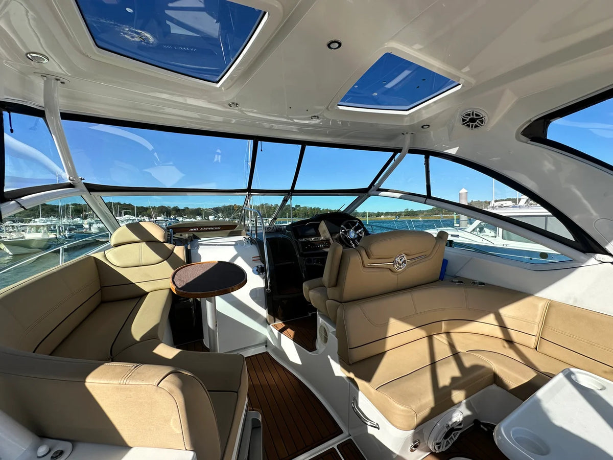 2014 Cruisers Yachts 380 EXPRESS 38.0 feet, Danvers, Massachusetts #9