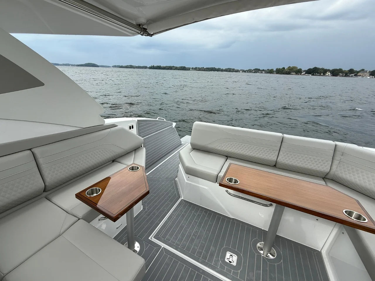 2026 Cruisers Yachts 38 GLS 37.0 feet, Lake Ozark, MO #19