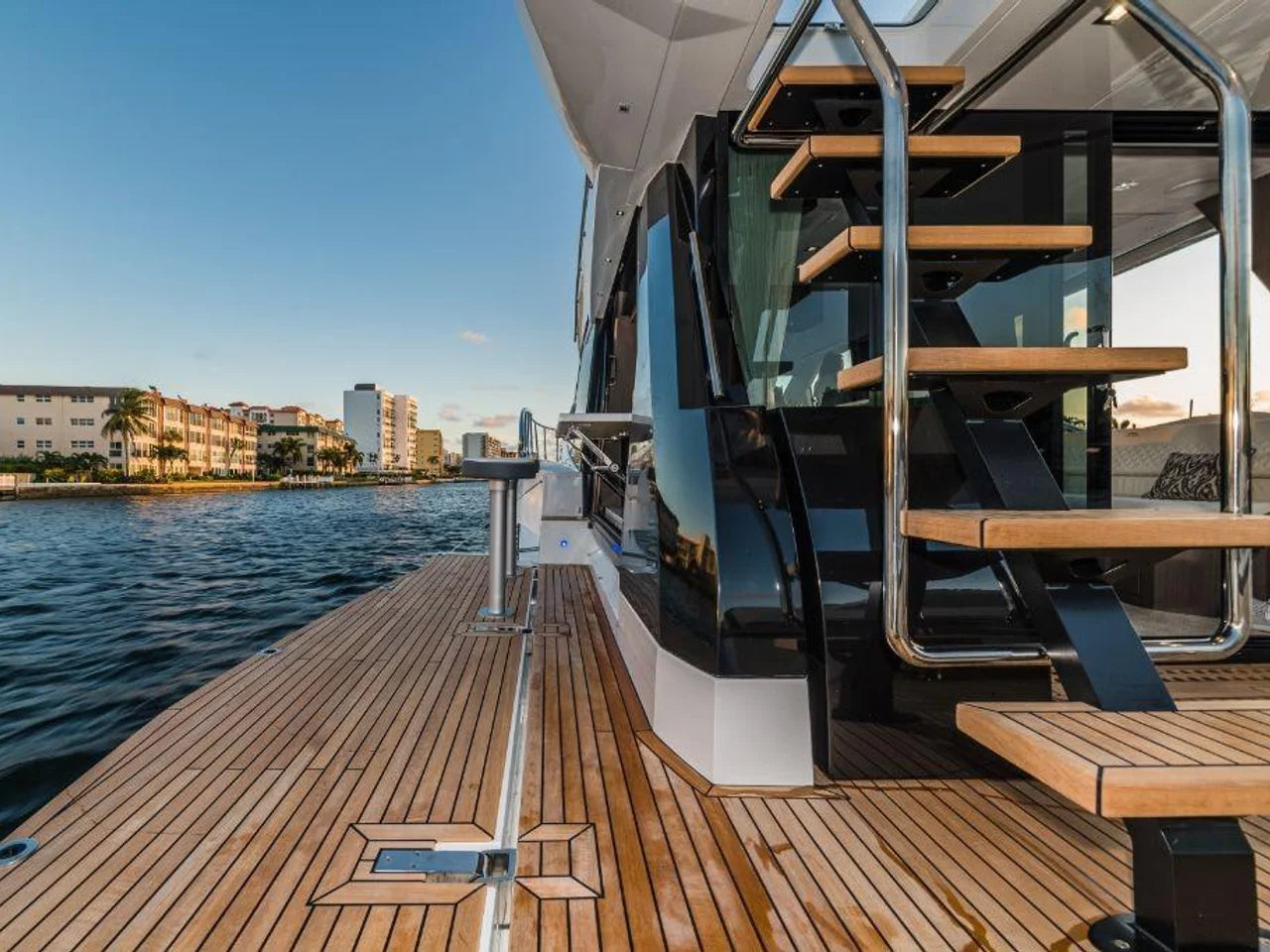2026 Galeon 500 FLY 50.0 feet, Inuvik, Northwest Territories #18