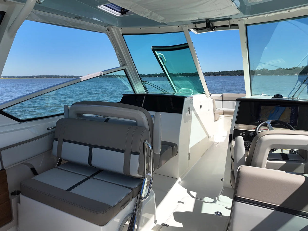 2027 Boston Whaler 330 Vantage 33.0 feet, Thunderbolt, GA #19