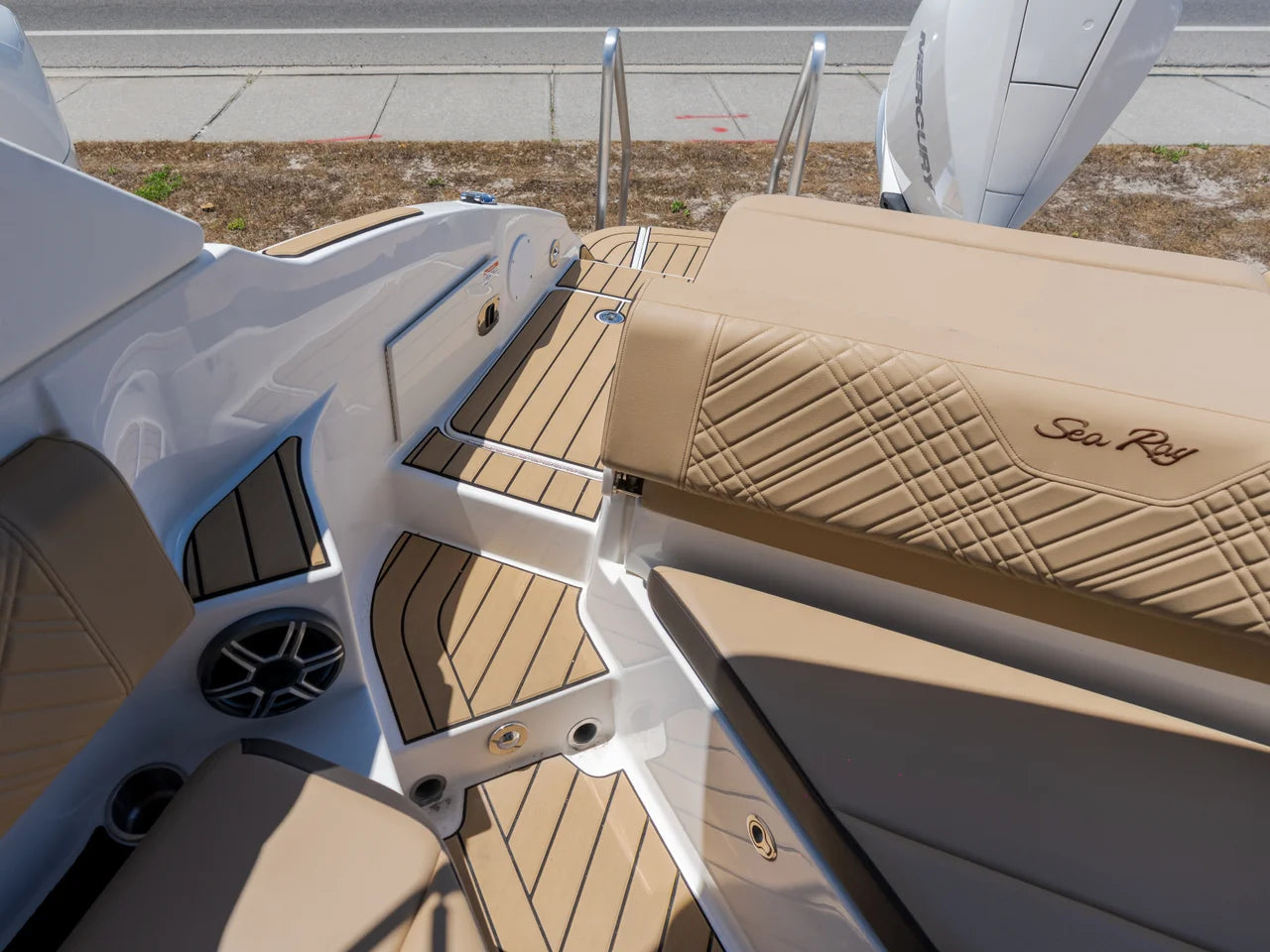 2026 Sea Ray SDX 250 Outboard 25.0 feet, Panama City, FL #32