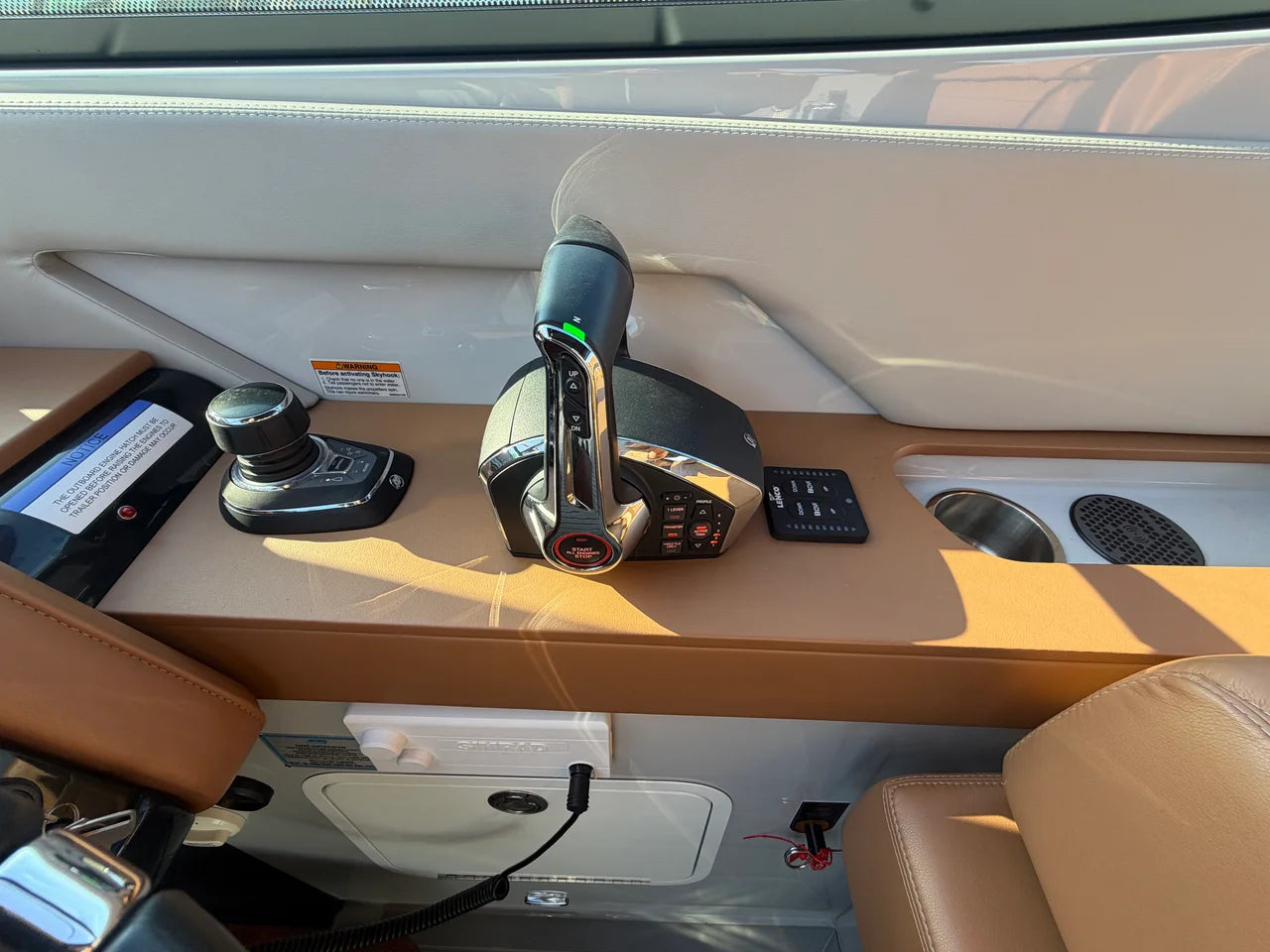 2024 Cruisers Yachts 38 GLS South Beach Outboard 38.0 feet, Stuart, Florida #28