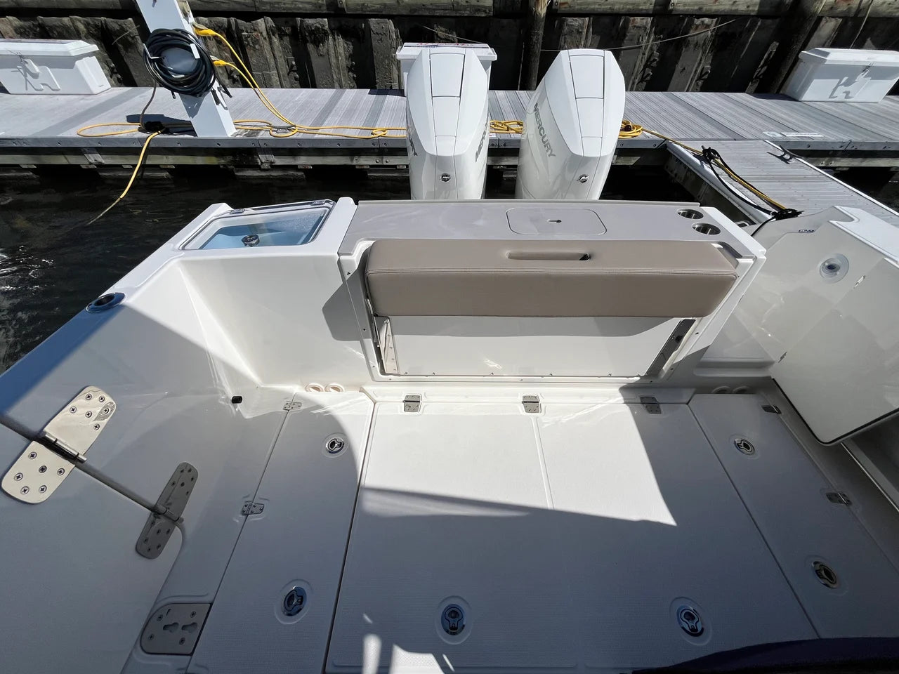 2025 Boston Whaler 330 Vantage 33.0 feet, Wakefield, RI #10