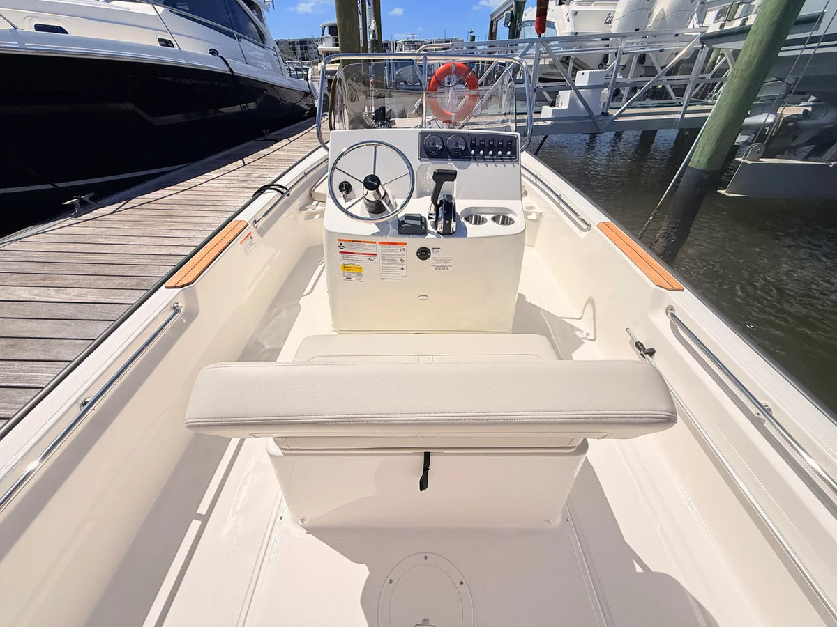 2027 Boston Whaler 190 Montauk 19.0 feet, St Petersburg, FL #25