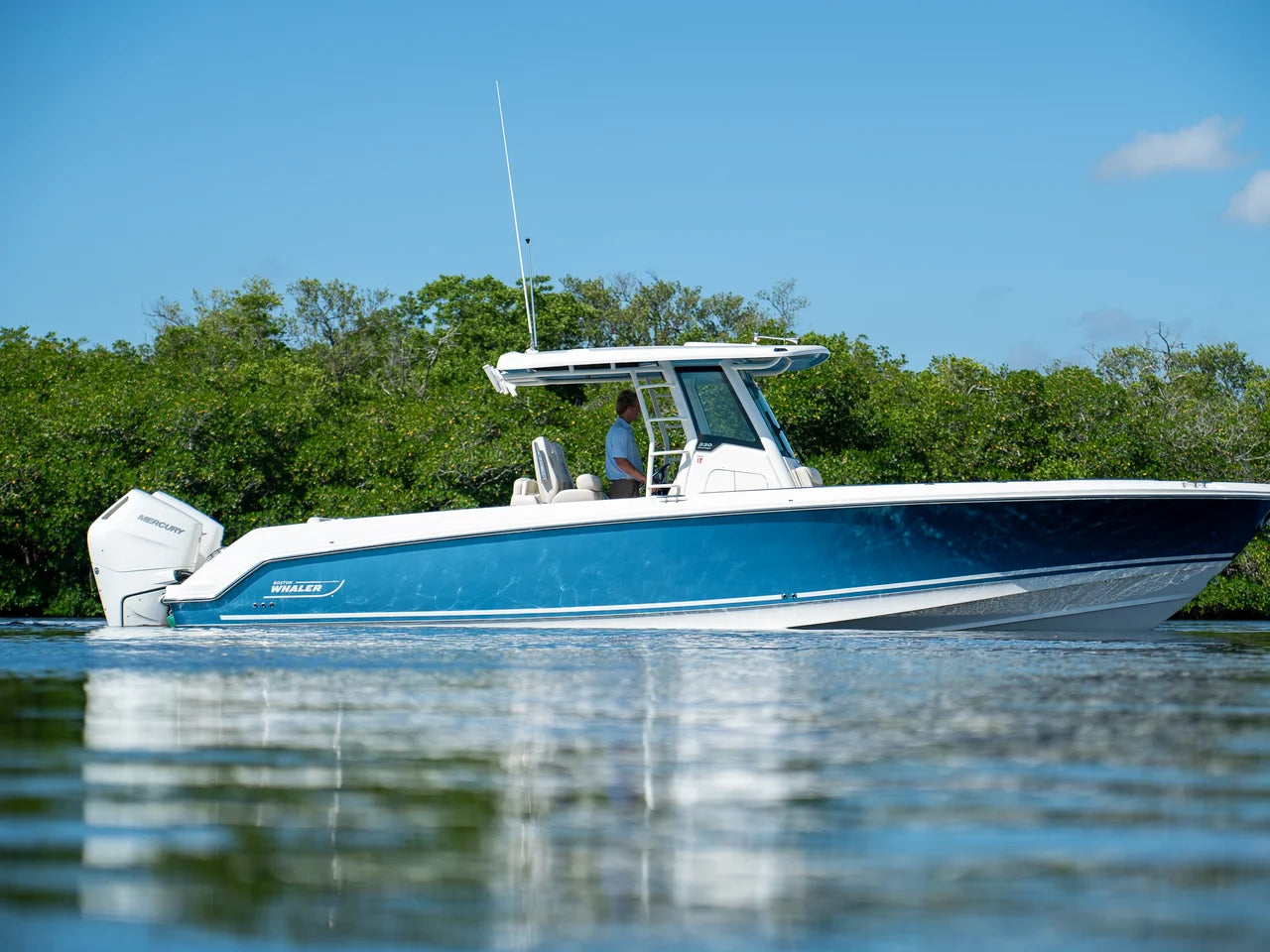 2026 Boston Whaler 330 Outrage 33.0 feet, Fort Myers, FL #22