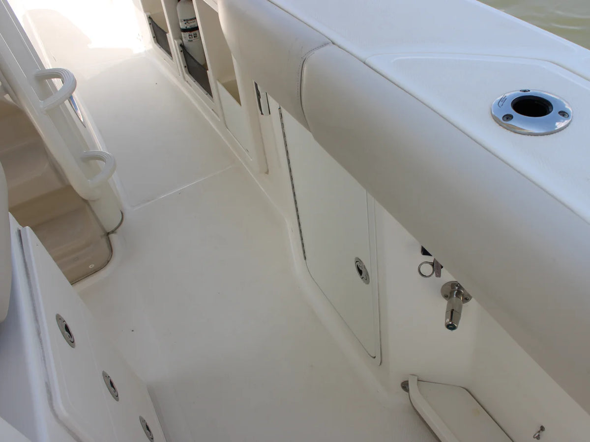 2018 Boston Whaler 380 OUTRAGE 38.0 feet, Seabrook, TX #31
