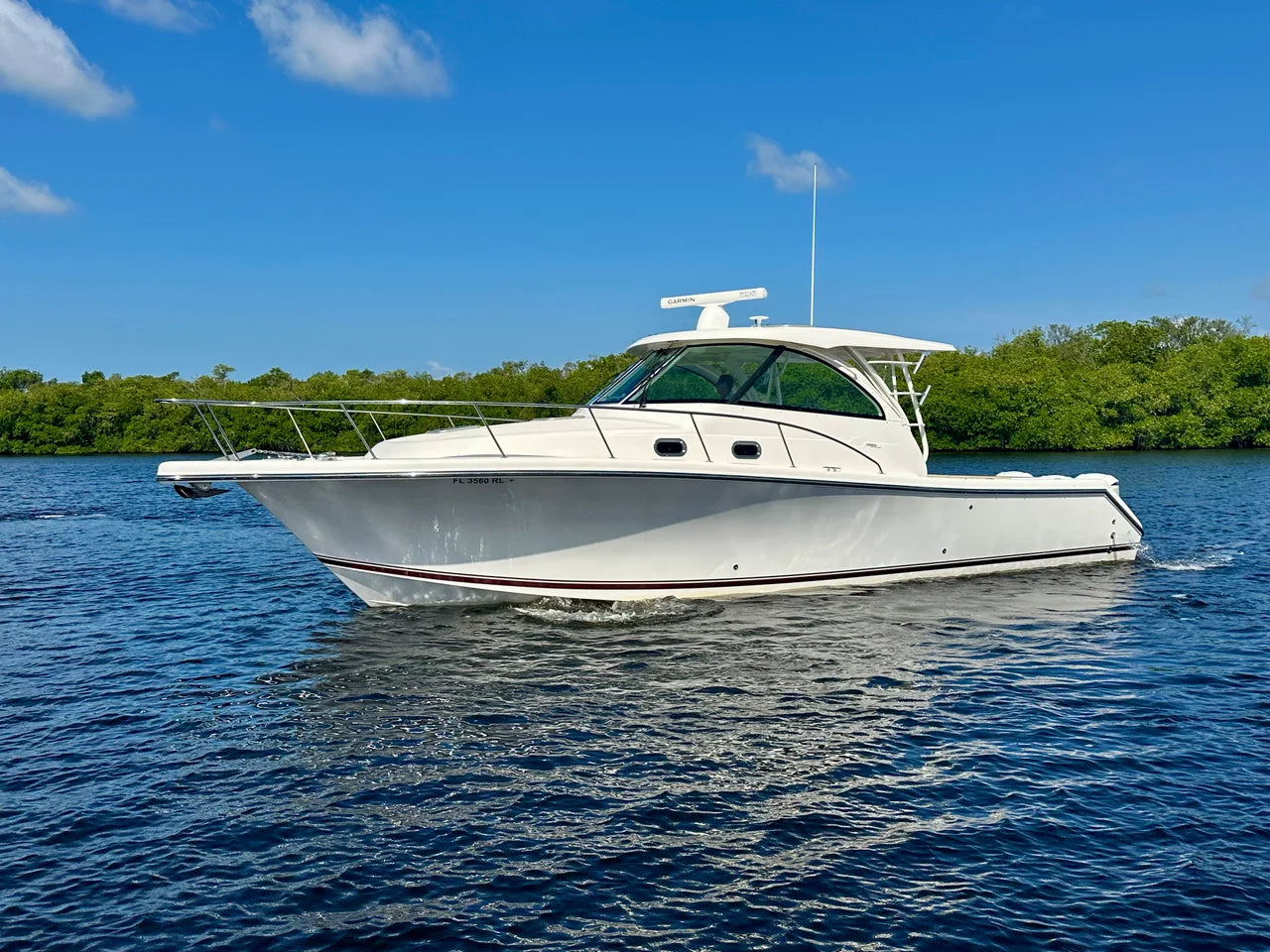 2017 Pursuit OS 385 OFFSHORE 39.0 feet, Fort Myers, Florida #9