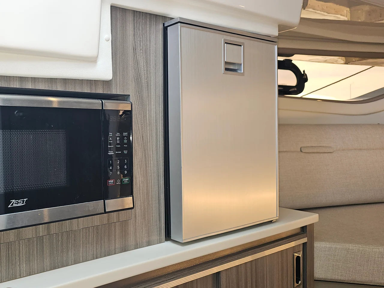2026 Sea Ray 320 SUNDANCER COUPE OB 32.0 feet, Brick Township, New Jersey #29