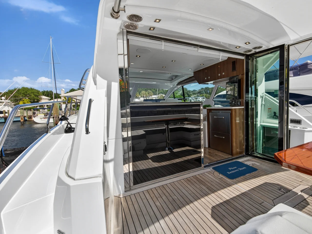 2023 Cruisers Yachts 50 CANTIUS 50.0 feet, Palm Beach, FL #32