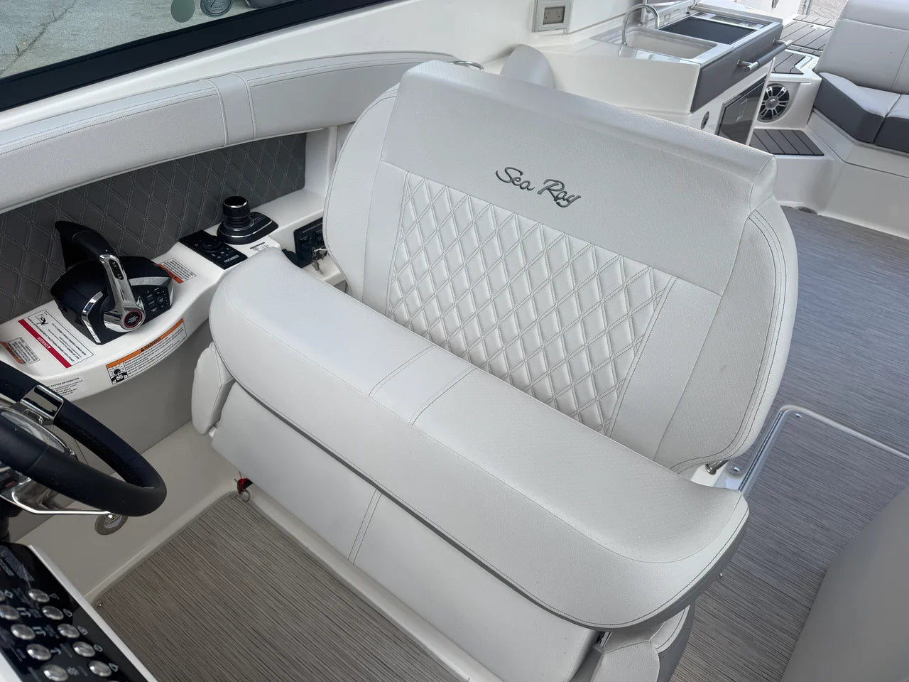 2025 Sea Ray SLX 350 35.0 feet, Lake Ozark, MO #17
