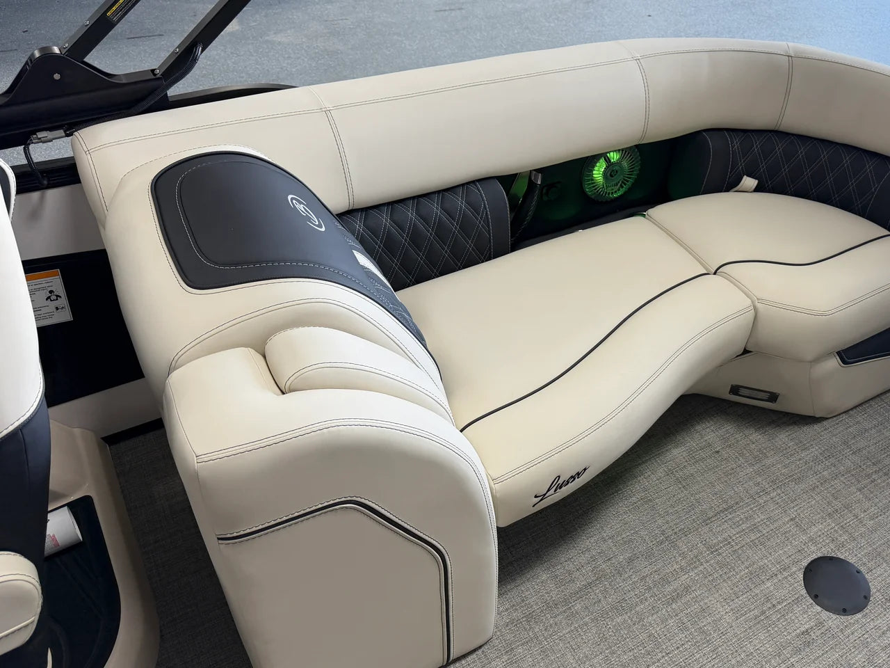 2027 Barletta LUSSO23QCSS 23.0 feet, Nisswa, Minnesota #66