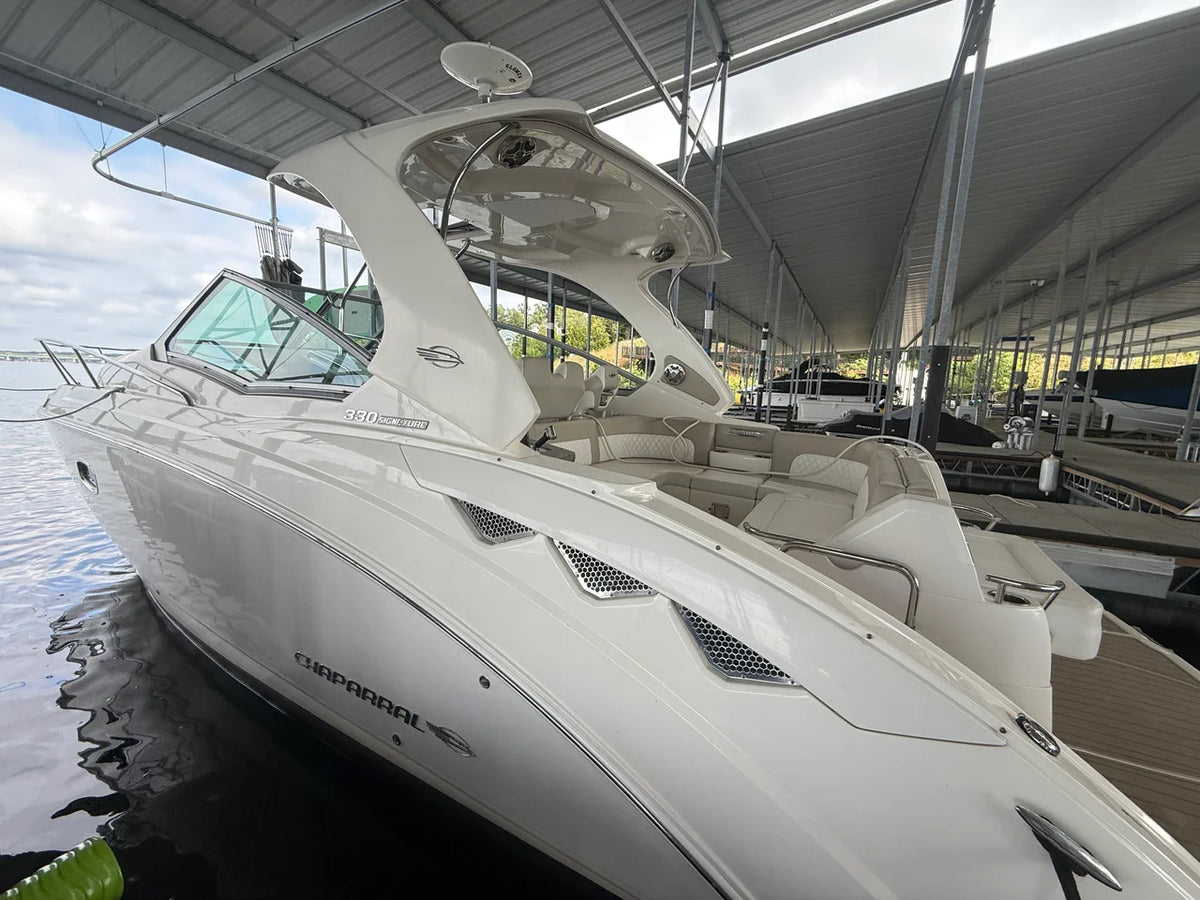 2015 Chaparral 330 SIGNATURE 33.0 feet, Lake Ozark, MO #1