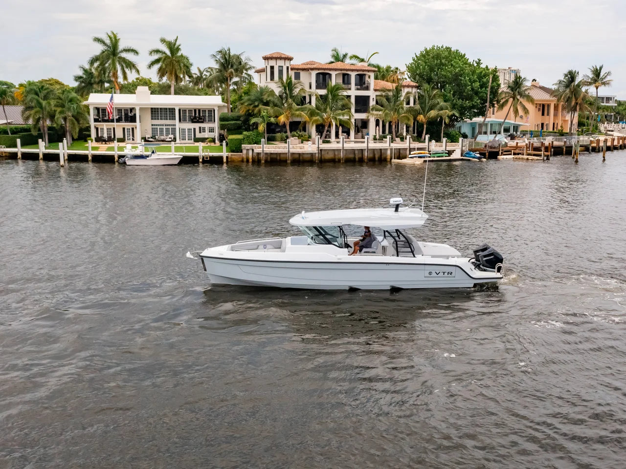 2026 Cruisers Yachts 38 VTR 38.0 feet, Pompano Beach, Florida #14