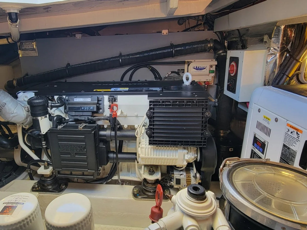 2015 Cruisers Yachts 41 CANTIUS 42.0 feet, Venice, Florida #41