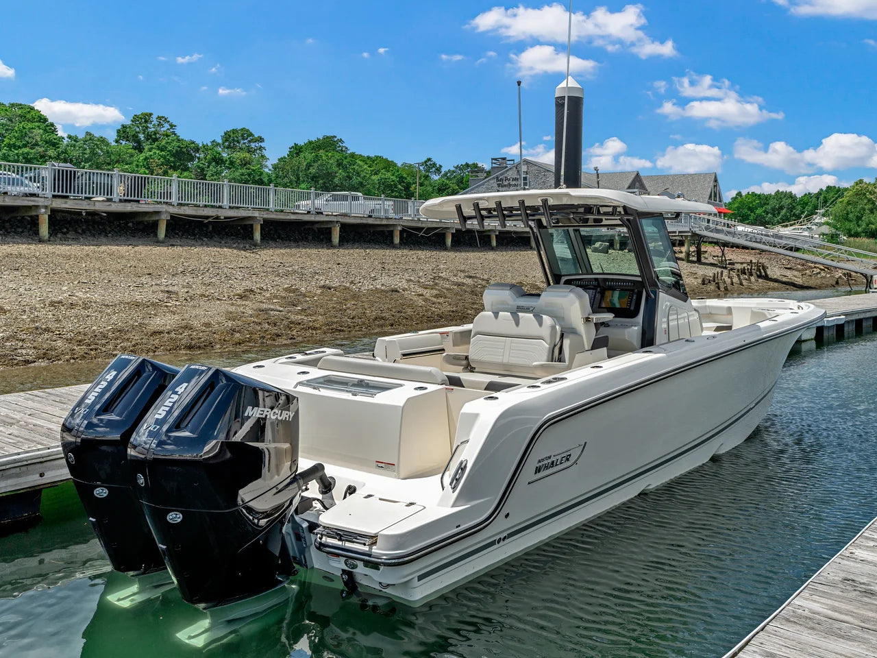 2026 Boston Whaler 330 Outrage 33.0 feet, Quincy, MA #6