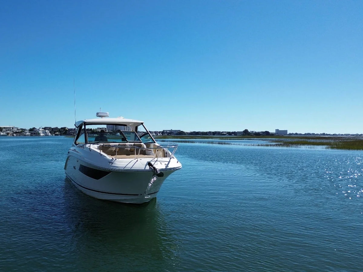 2025 Sea Ray Sundancer 320 Outboard 32.0 feet, Wrightsville Beach, North Carolina #5