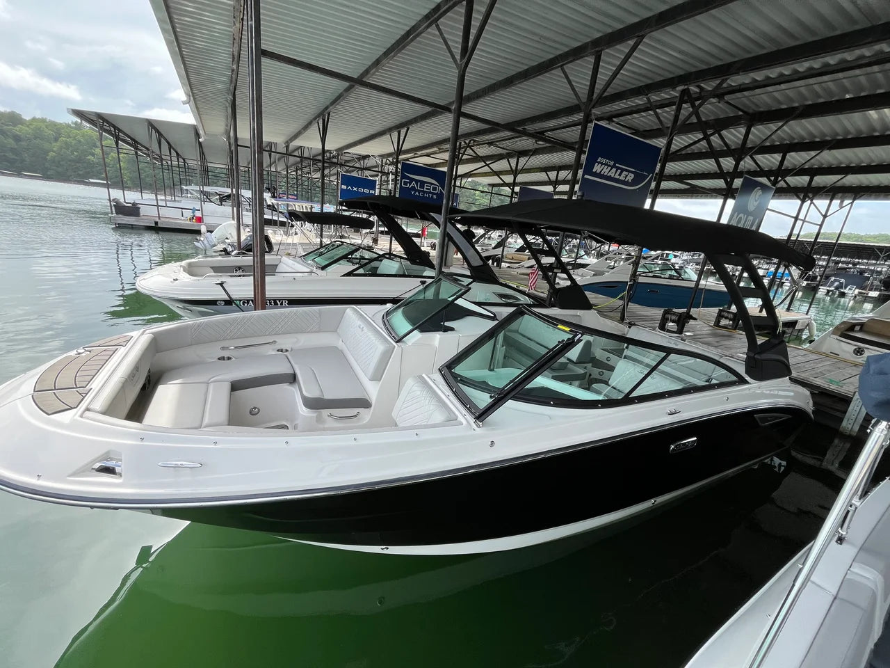 2025 Sea Ray 250 SDX 25.0 feet, Osage Beach, Missouri #3