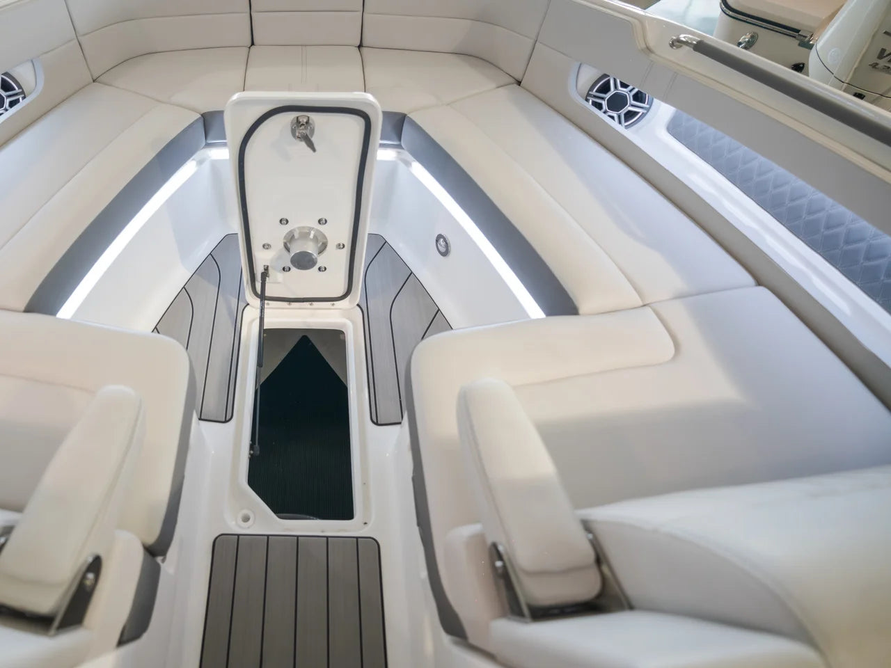 2026 Sea Ray SLX 310 Outboard 31.0 feet, Panama City, FL #14