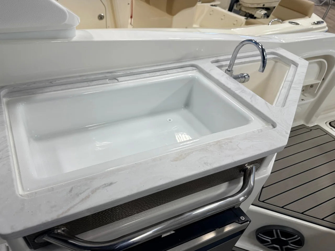 2026 Sea Ray SDX 290 Outboard 29.0 feet, Clearwater, Florida #12