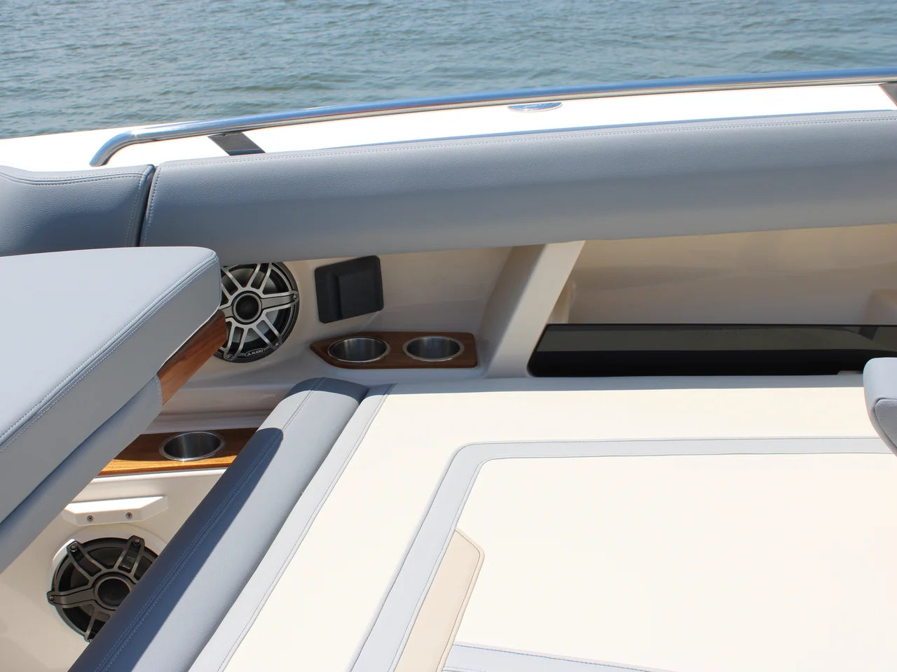 2026 Boston Whaler 350 Realm 35.0 feet, Seabrook, TX #20