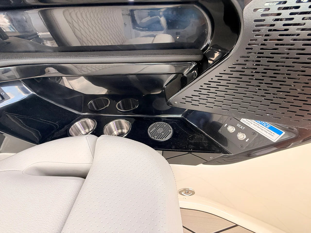2027 Sea Ray SLX 360 Outboard 36.0 feet, St Petersburg, FL #61
