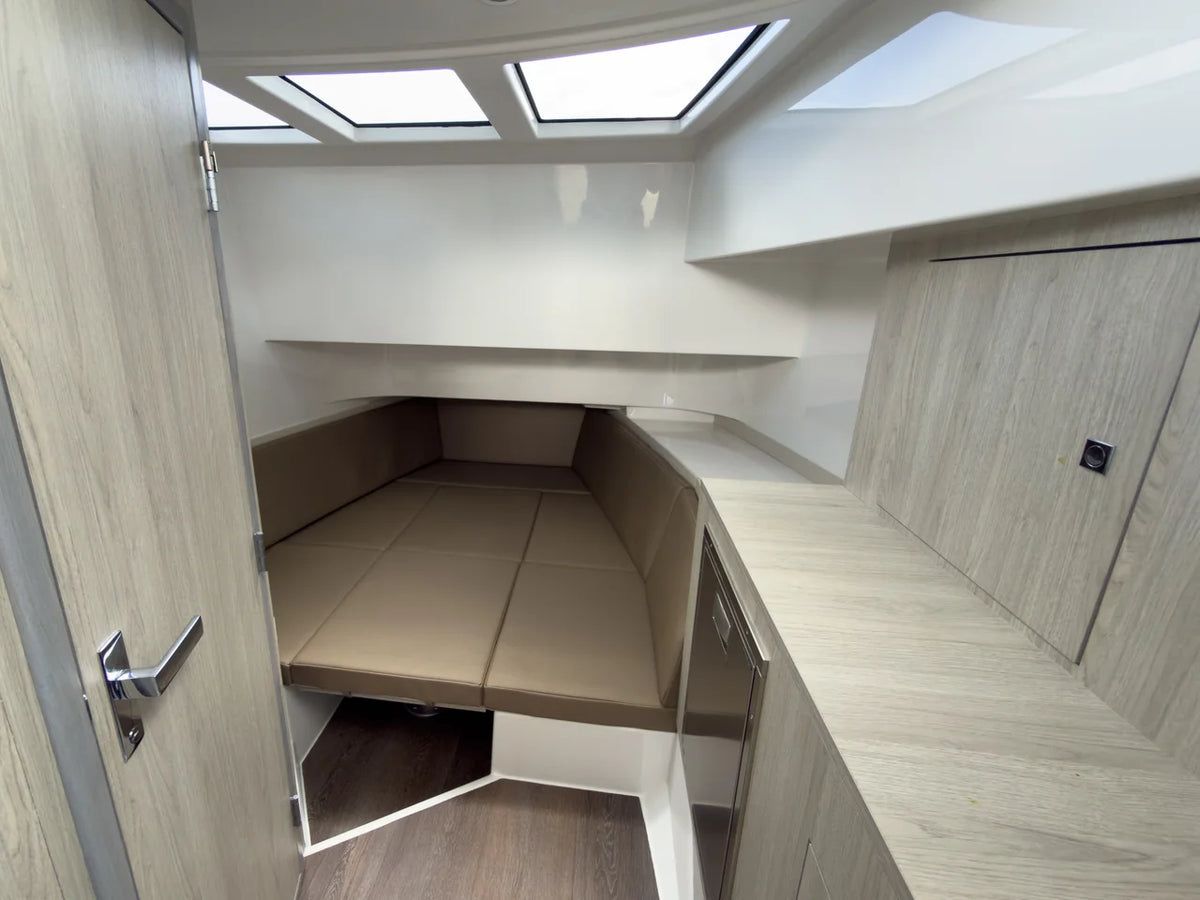 2026 Cruisers Yachts 38 VTR 38.0 feet, Fort Myers, FL #18