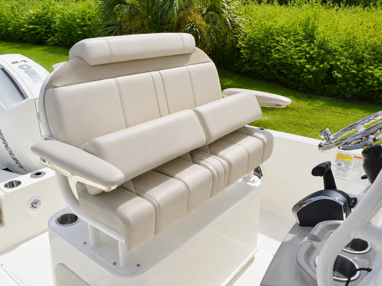 2027 Boston Whaler 220 Dauntless 22.0 feet, Thunderbolt, GA #9