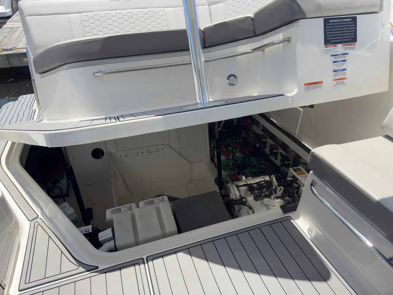 2021 Sea Ray 320 SUNDANCER OB 32.0 feet, Norwalk, Connecticut #106