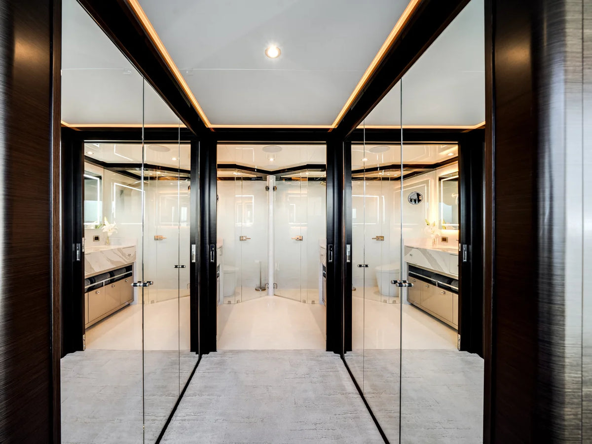 2022 Ocean Alexander 37L 120.0 feet, Fort Lauderdale, FL #36