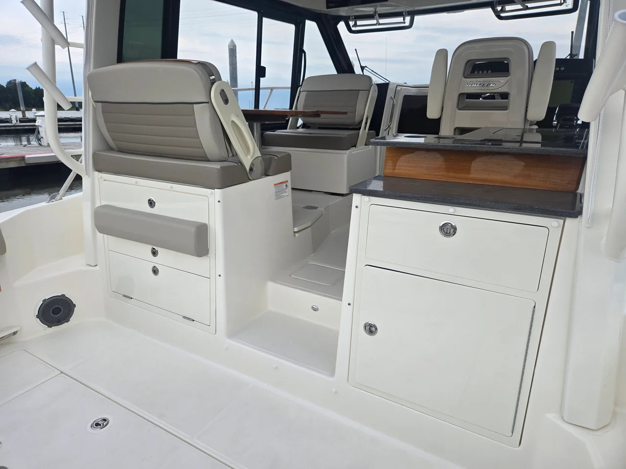 2026 Boston Whaler 365 Conquest 36.0 feet, Charleston, SC #17