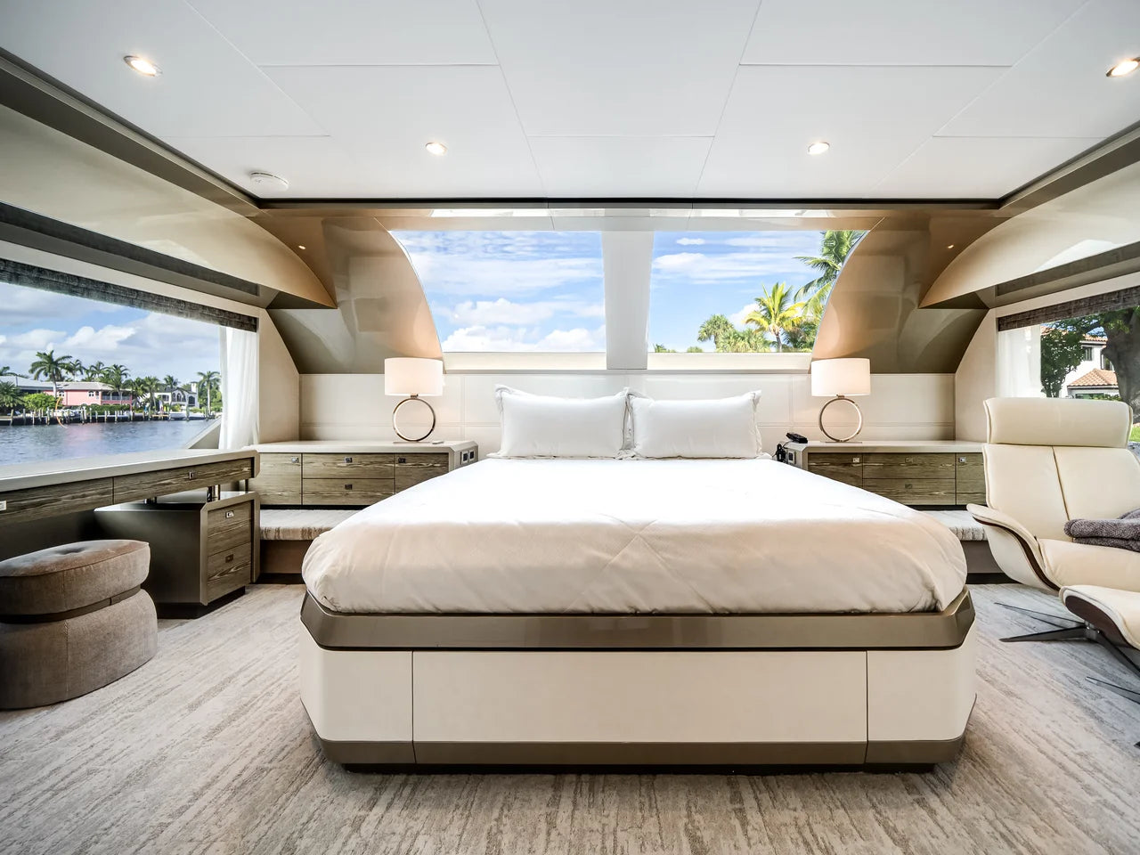 2025 Ocean Alexander 27R 88.0 feet, Fort Lauderdale, FL #41