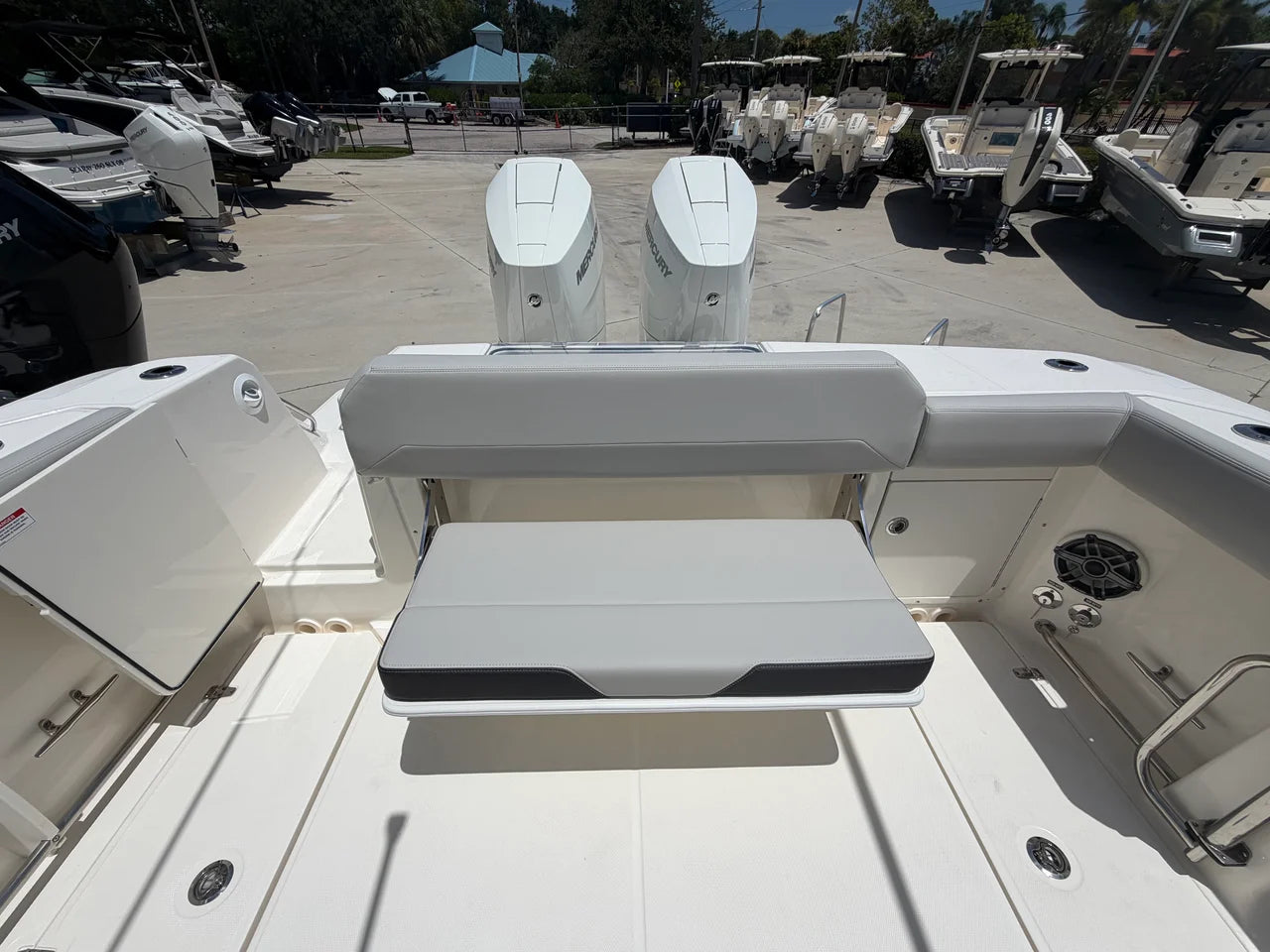 2026 Boston Whaler 330 Outrage 33.0 feet, Stuart, Florida #20