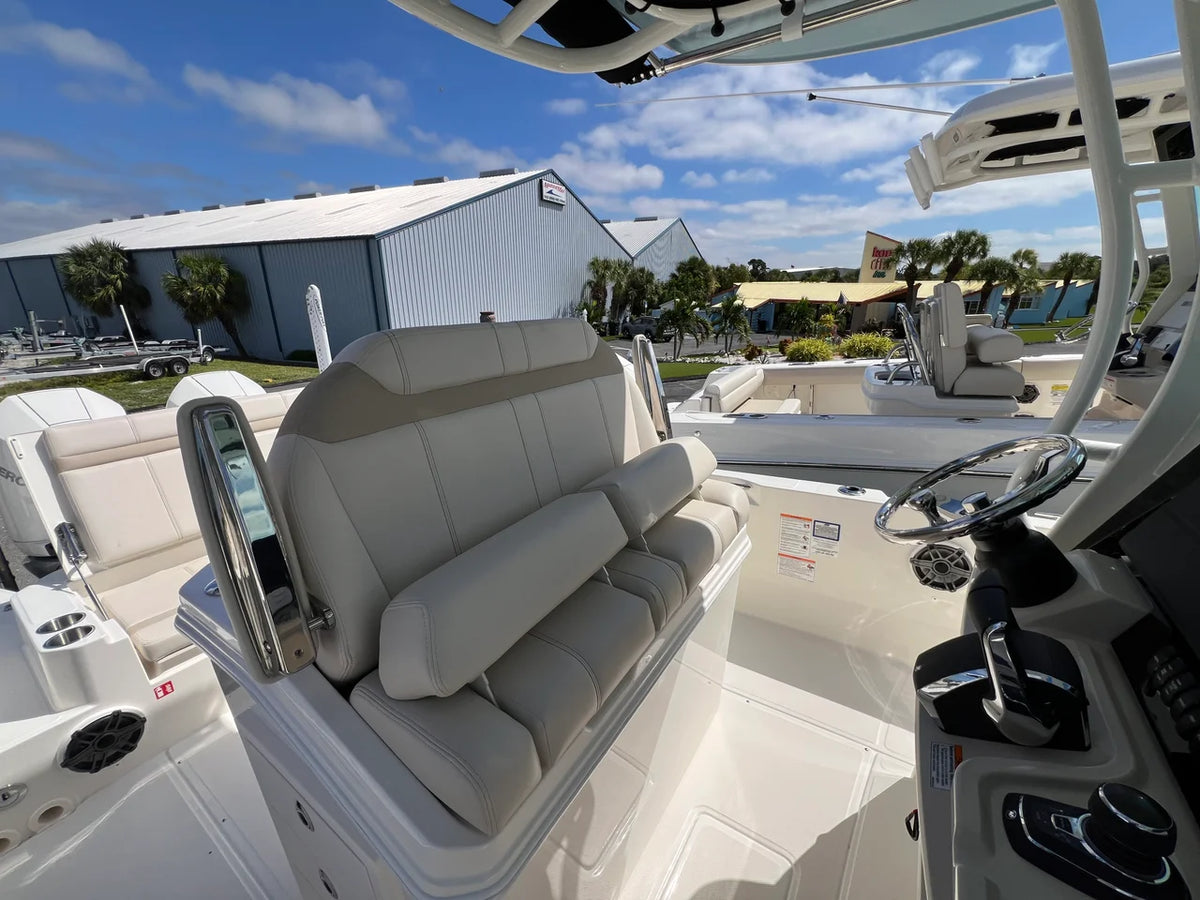 2027 Boston Whaler 280 Dauntless 28.0 feet, Venice, Florida #12