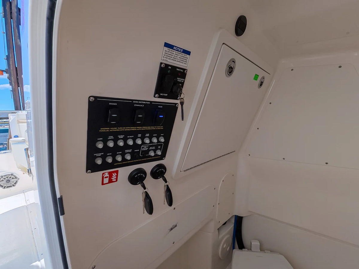 2027 Boston Whaler 280 Dauntless 28.0 feet, Norwalk, Connecticut #18
