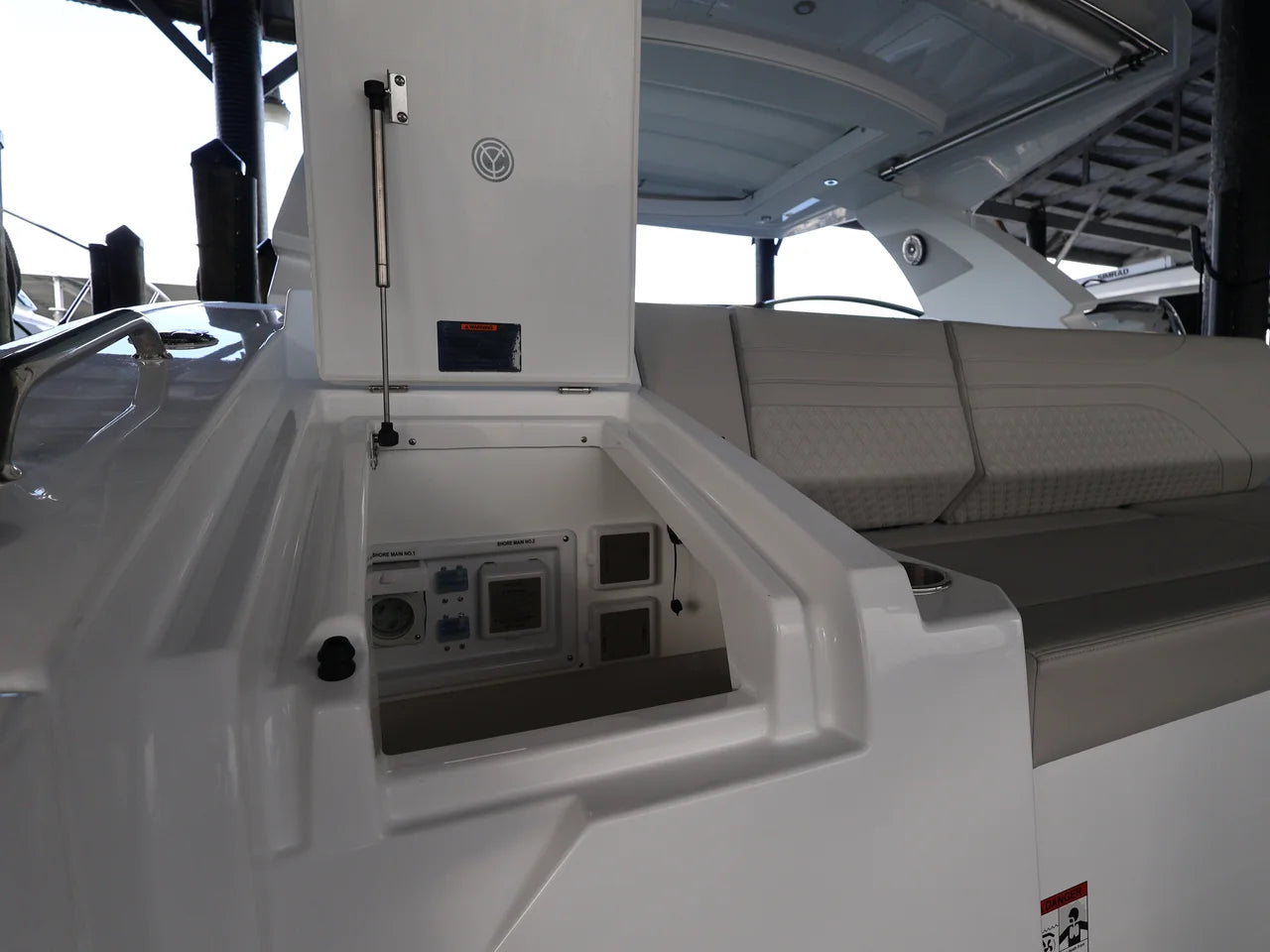 2026 Cruisers Yachts 38 GLS Outboard 38.0 feet, Naples, Florida #16