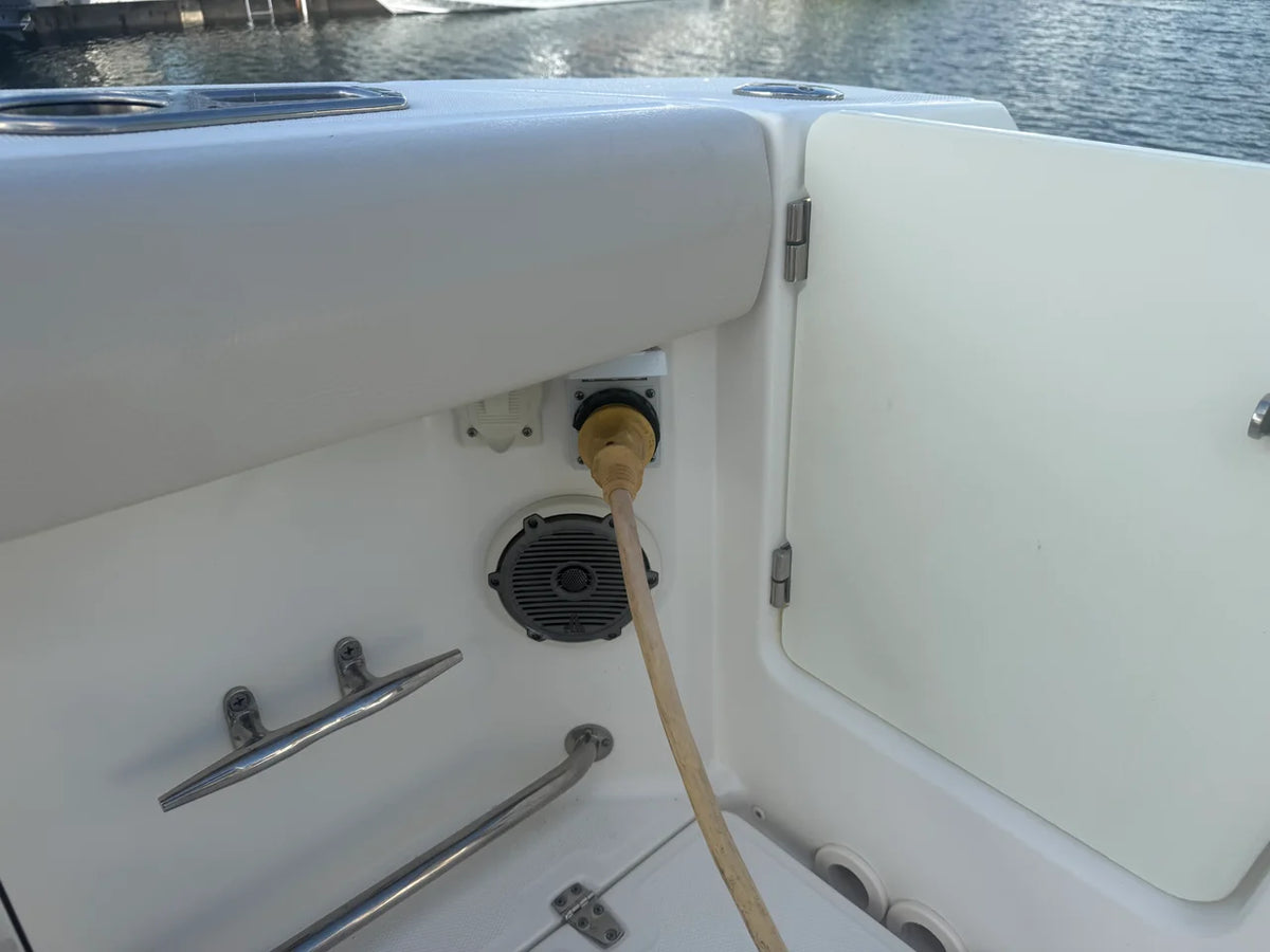 2017 Boston Whaler 330 OUTRAGE 33.0 feet, Islamorada, FL #31
