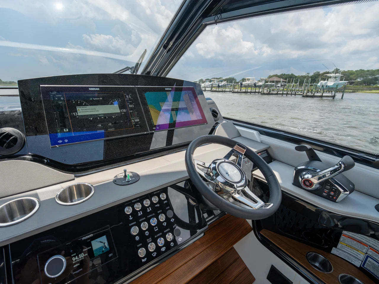 2026 Sea Ray Sundancer 370 Outboard 37.0 feet, Wrightsville Beach, North Carolina #19