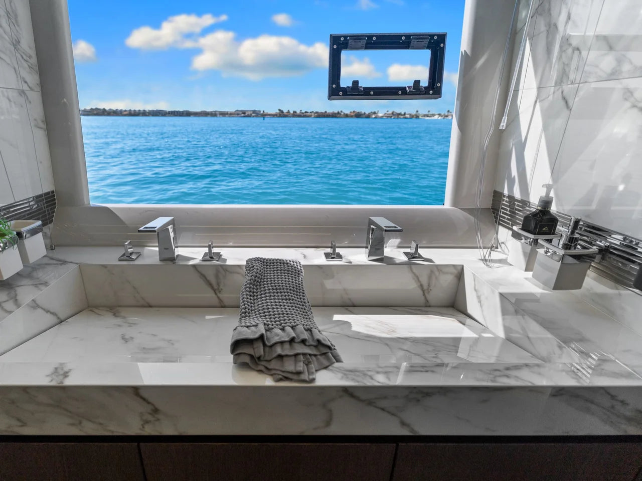 2020 Galeon 680 FLYBRIDGE 72.0 feet, Naples, Florida #40