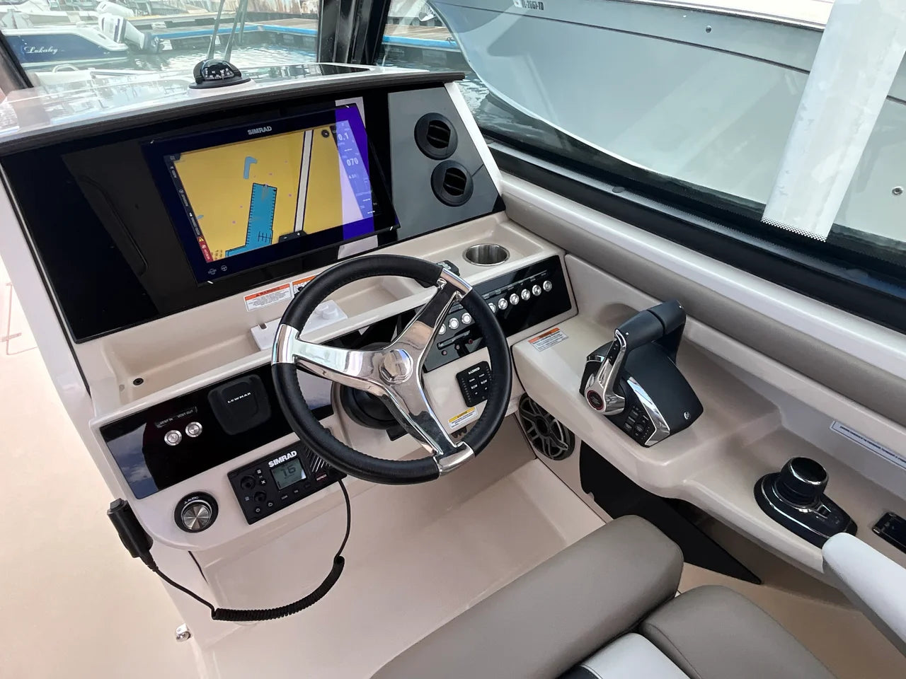 2026 Boston Whaler 330 Vantage 33.0 feet, Jacksonville Beach, Florida #24