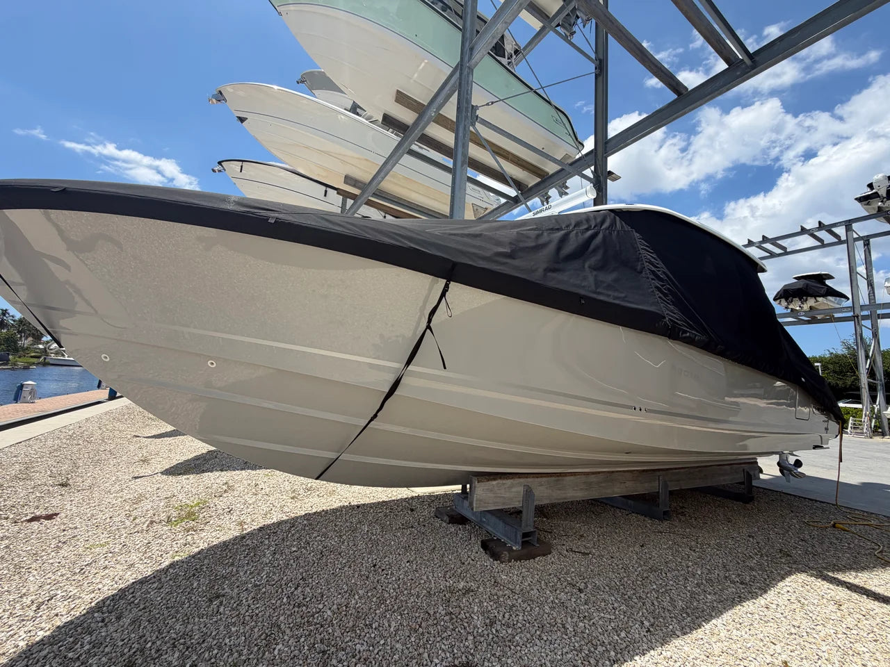 2025 Boston Whaler 350 REALM 35.0 feet, Fort Myers, FL #4