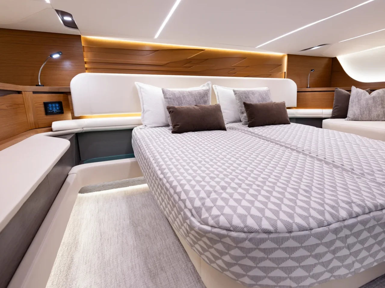 2026 Tiara Yachts 56 LS 56.0 feet, Inuvik, Northwest Territories #19