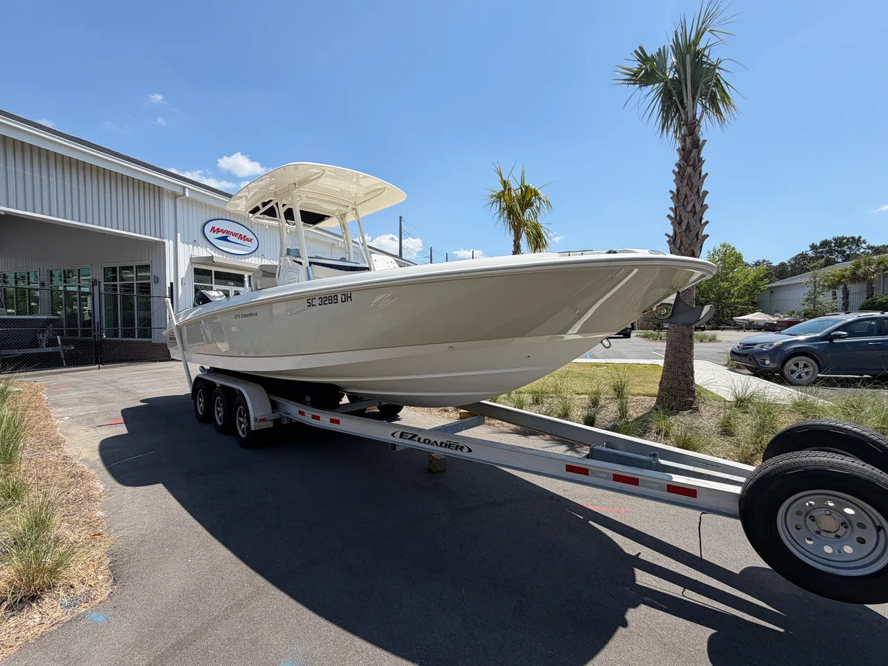 2017 Boston Whaler 270 DAUNTLESS 27.0 feet, Charleston, SC #1