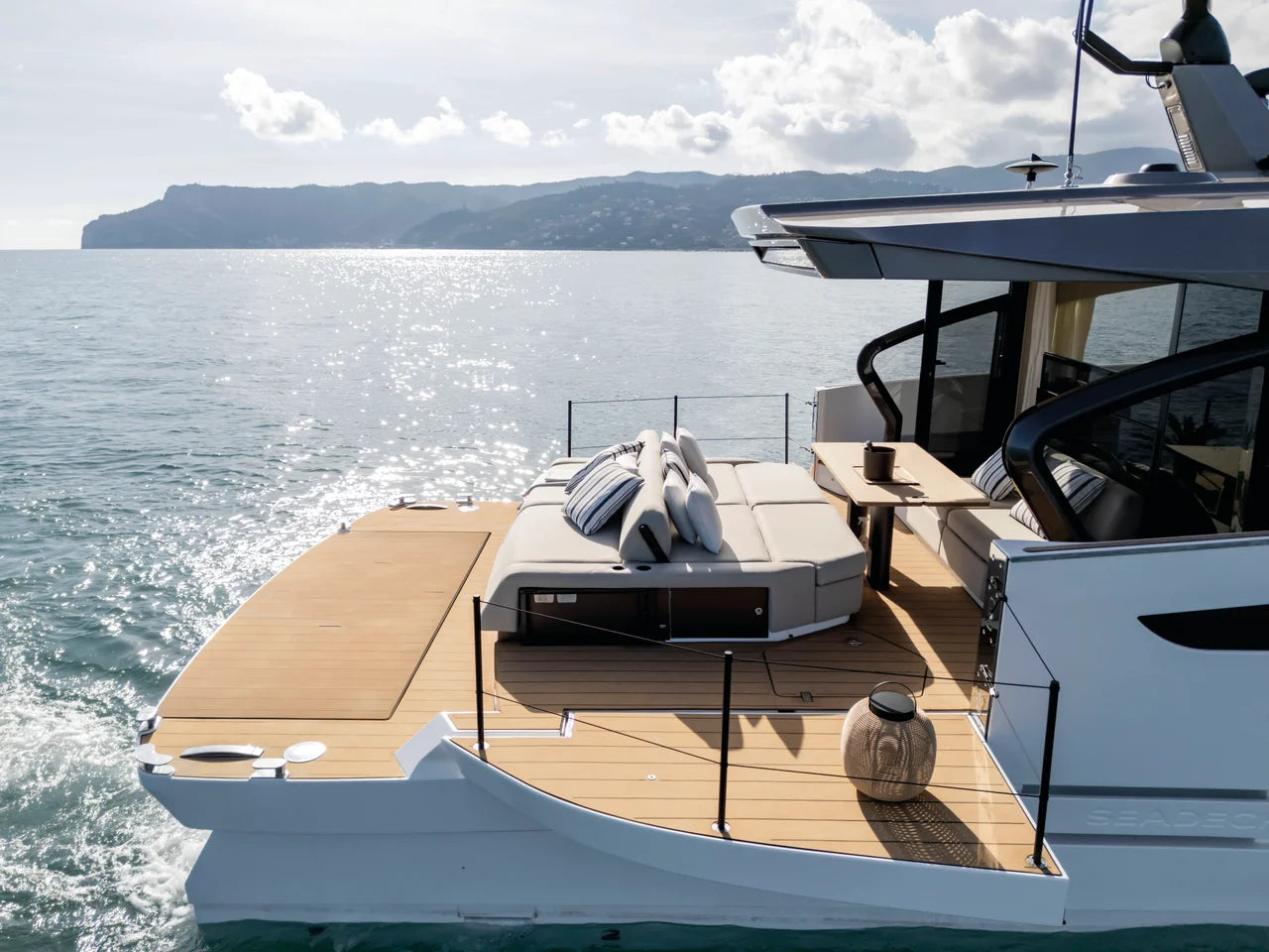 2027 Azimut Sundeck 6 57.0 feet, Huntington, NY #26