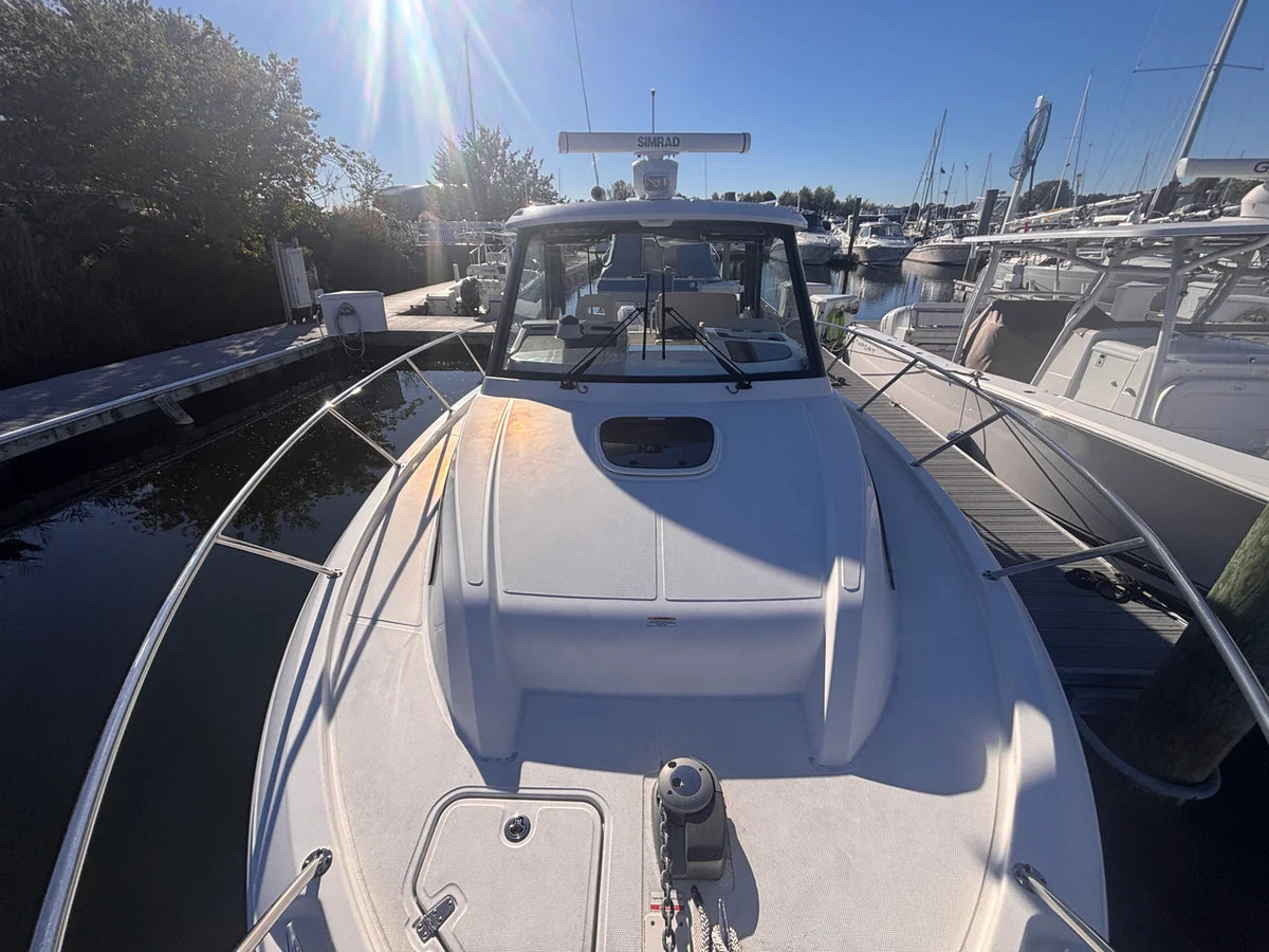 2023 Boston Whaler 325 CONQUEST 32.0 feet, Westbrook, Connecticut #36