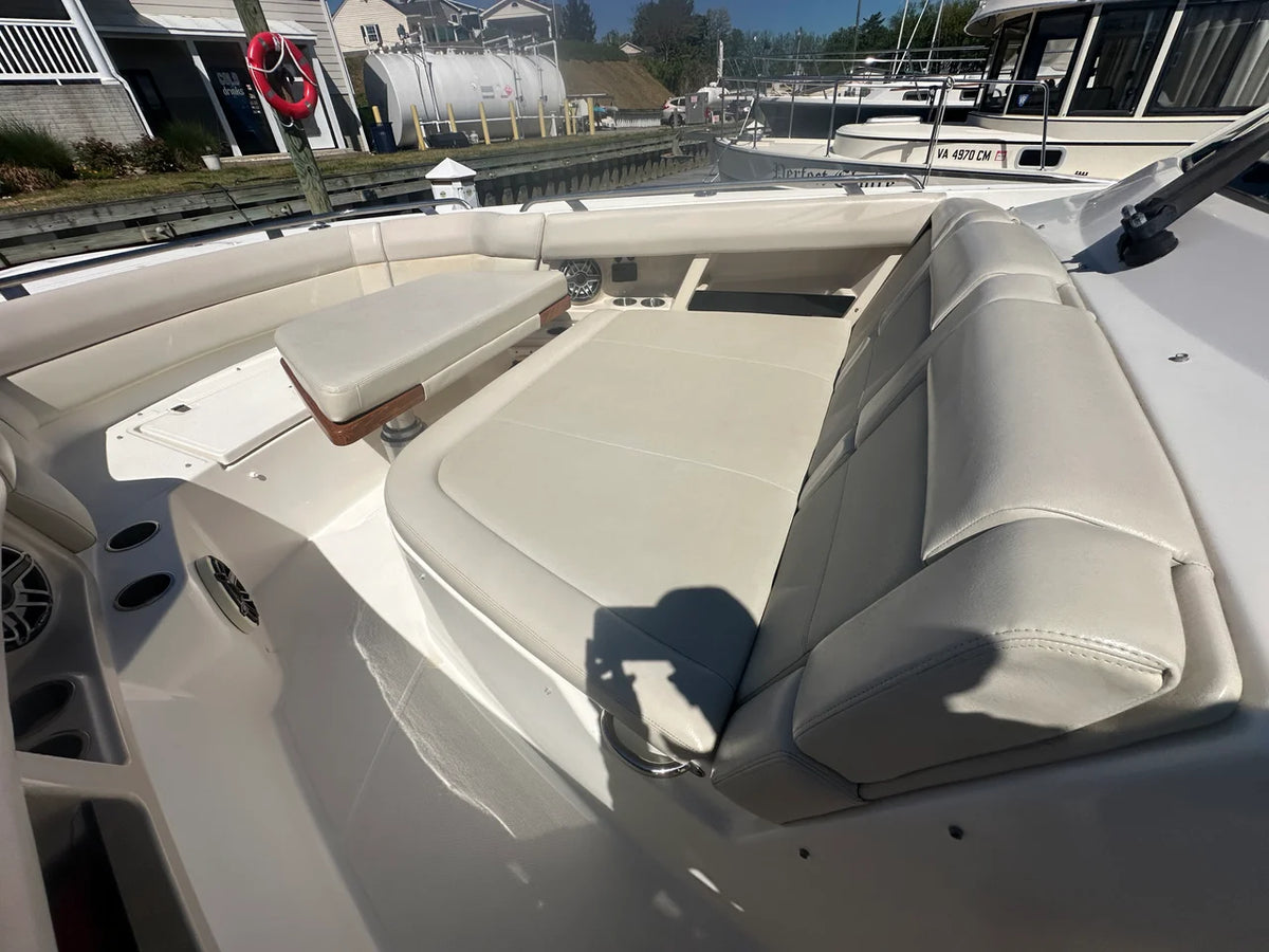 2019 Boston Whaler 350 Realm 35.0 feet, Urbanna, VA #31