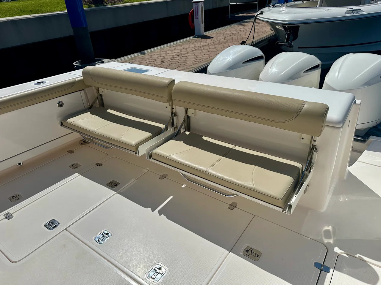 2017 Pursuit OS 385 OFFSHORE 39.0 feet, Fort Myers, Florida #20